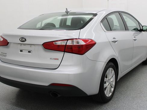 Used 2015 Kia Forte EX FWD image 5