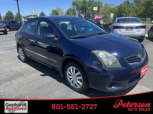 Used 2011 Nissan Sentra 2.0 S w/ Convenience Pkg FWD image 1