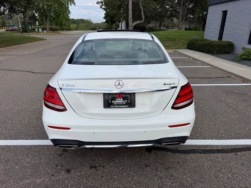 Used 2017 Mercedes-Benz E 300 4MATIC image 14
