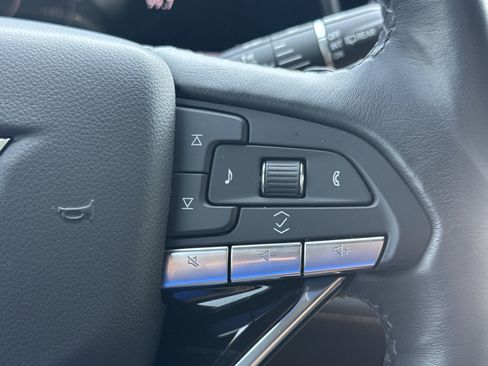 Used 2021 Cadillac Escalade ESV Sport w/ Driver Assist Tech Package AWD/4WD image 3