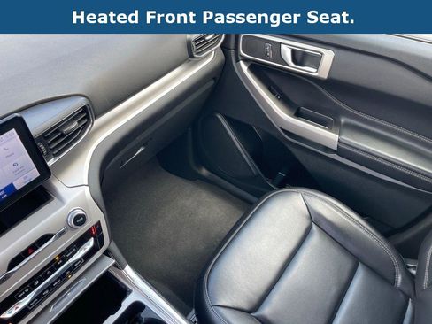 Used 2023 Ford Explorer XLT w/ Equipment Group 202A image 20