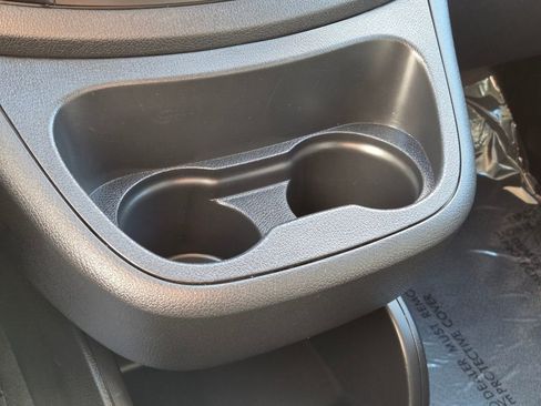 Used 2021 Mercedes-Benz Metris Passenger image 23