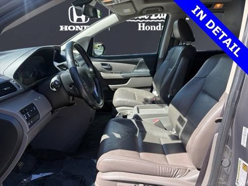 Used 2014 Honda Odyssey Touring image 9