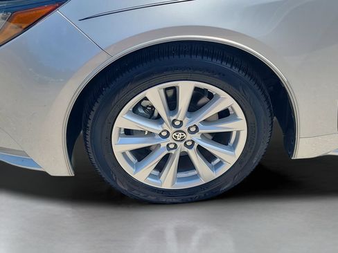 Used 2023 Toyota Corolla LE w/ LE Premium Package FWD image 26