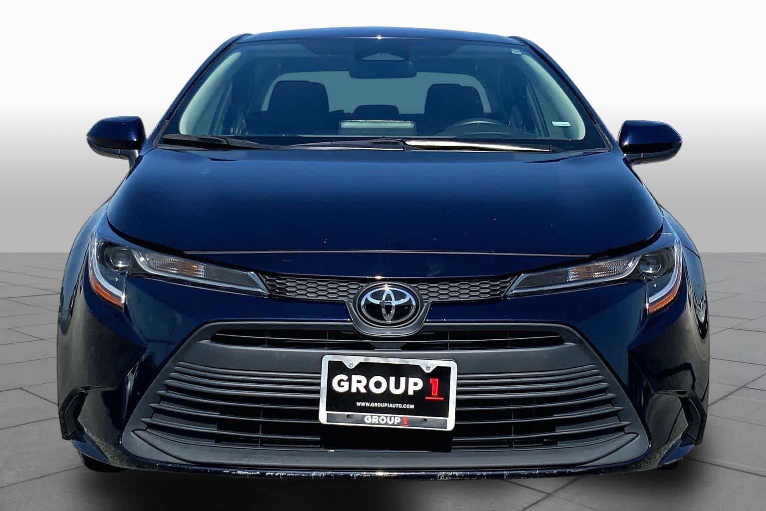 Used 2024 Toyota Corolla LE FWD image 4