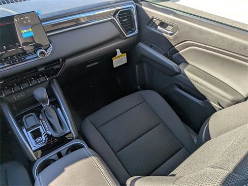 New 2026 GMC Canyon Elevation image 18