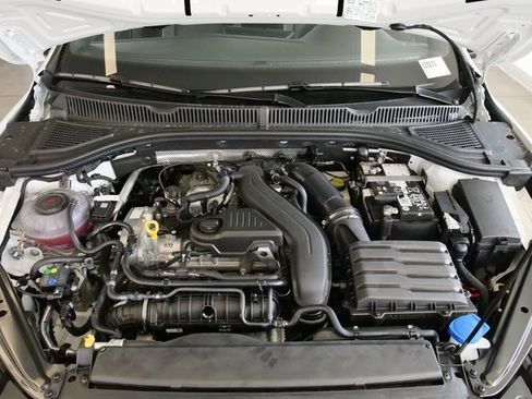 New 2025 Volkswagen Jetta Sport image 9