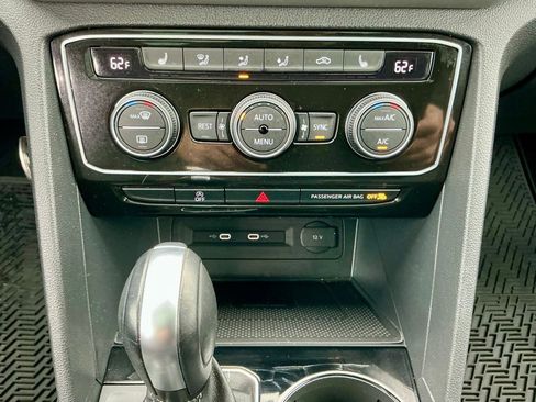 Used 2022 Volkswagen Atlas SEL Premium AWD/4WD image 36