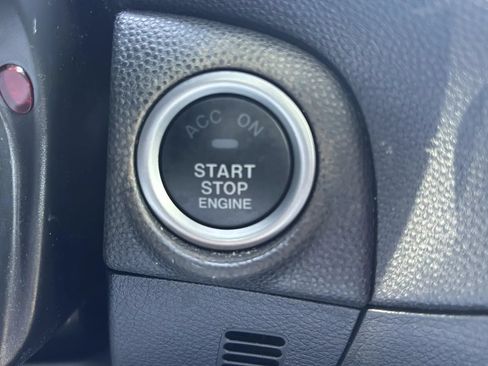 Used 2013 MAZDA MAZDA3 i Touring FWD image 35