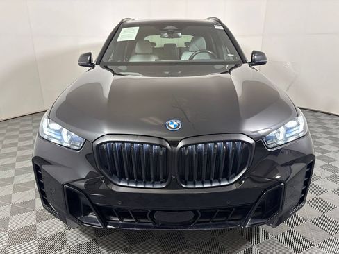 Certified 2026 BMW X5 xDrive50e w/ M Sport Package AWD/4WD image 3