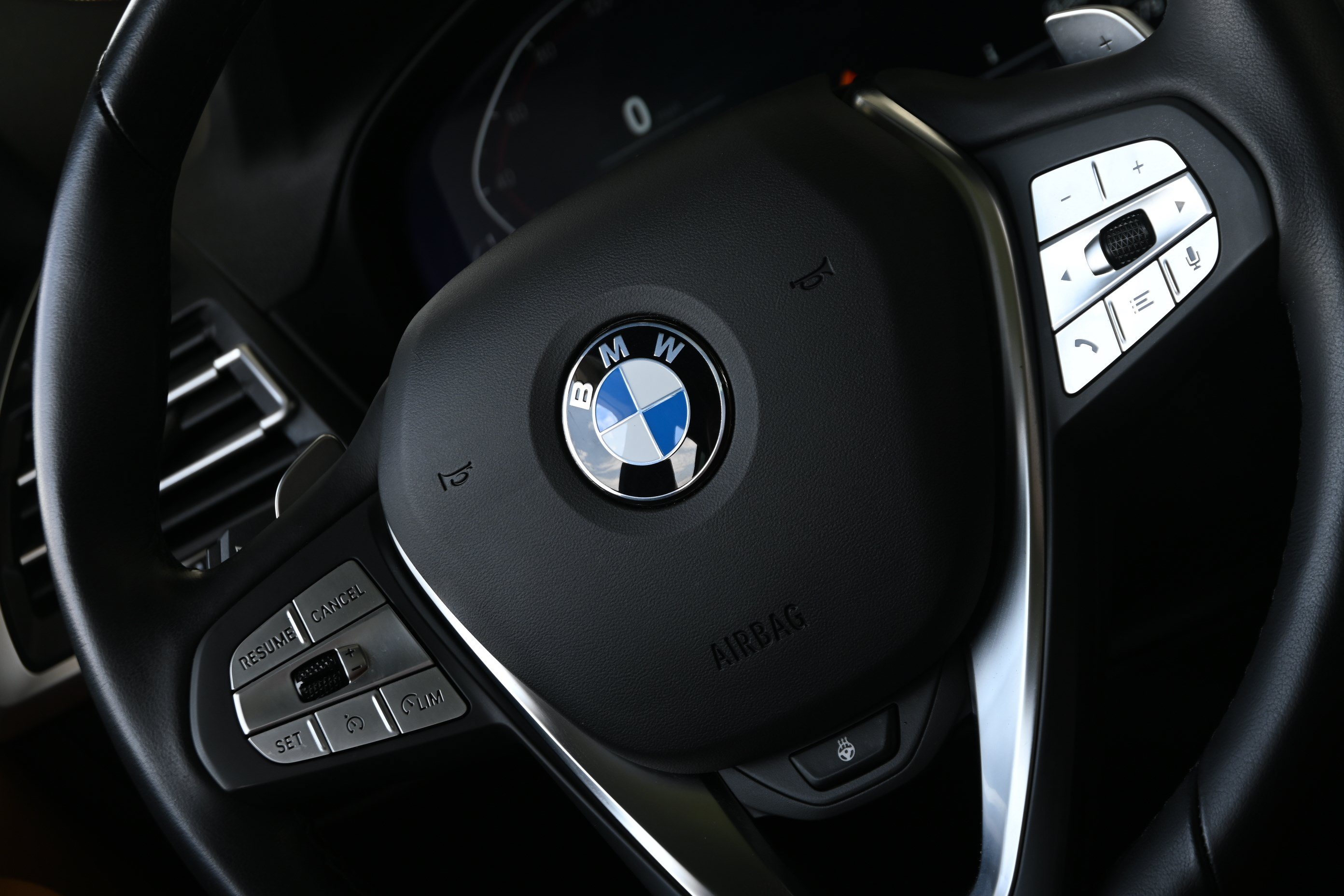 Certified 2025 BMW X4 xDrive30i AWD/4WD image 24