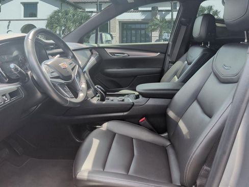 Used 2023 Cadillac XT5 Luxury w/ LPO, Floor Liner Package FWD image 26