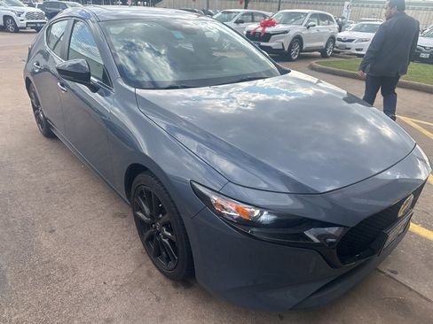 Used 2023 MAZDA MAZDA3 s image 4