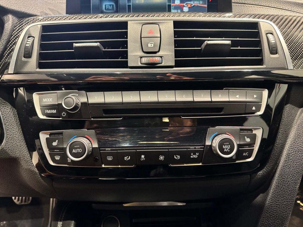 Used 2018 BMW M3 RWD image 21