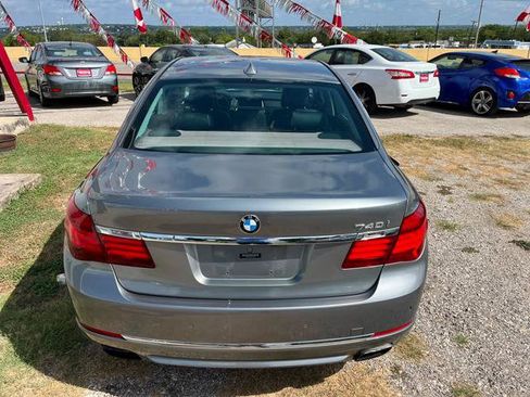 Used 2013 BMW 740i RWD image 7