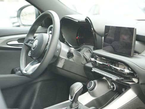 Used 2024 Alfa Romeo Tonale Ti w/ Active Assist Package image 12