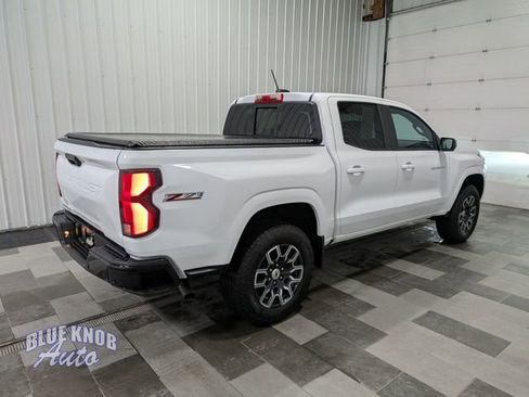 Used 2023 Chevrolet Colorado Z71 w/ Z71 Convenience Package 2 image 5