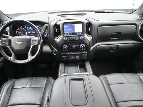 Used 2019 Chevrolet Silverado 1500 High Country w/ Technology Package AWD/4WD image 27