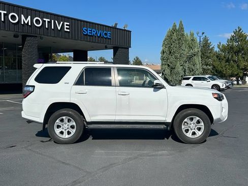 Used 2023 Toyota 4Runner SR5 Premium AWD/4WD image 2