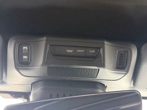 New 2026 Jeep Wrangler Unlimited Rubicon image 18