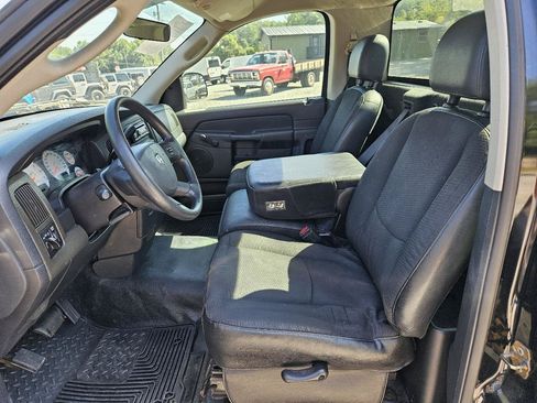 Used 2004 Dodge Ram 1500 Truck ST w/ ST Value Group RWD image 8