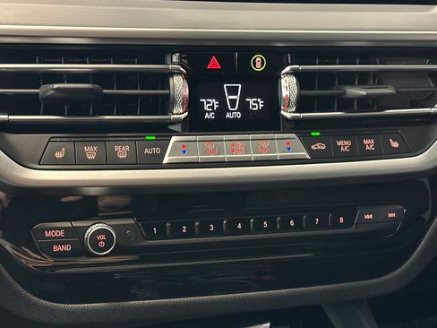 Used 2023 BMW X4 xDrive30i w/ M Sport Package image 25