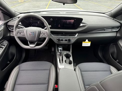 New 2026 Buick Envista Preferred FWD image 26