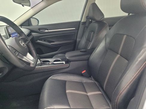 Used 2024 Nissan Altima 2.5 SR image 17