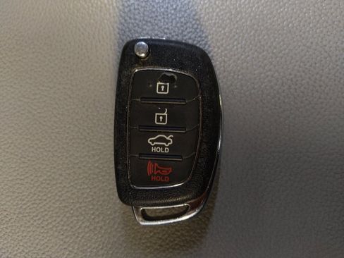 Used 2017 Hyundai Sonata SE FWD image 32