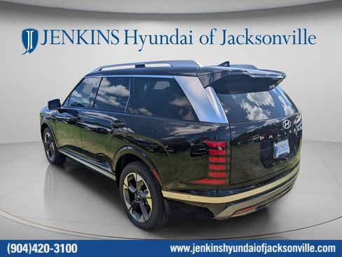 New 2026 Hyundai Palisade Limited FWD image 6