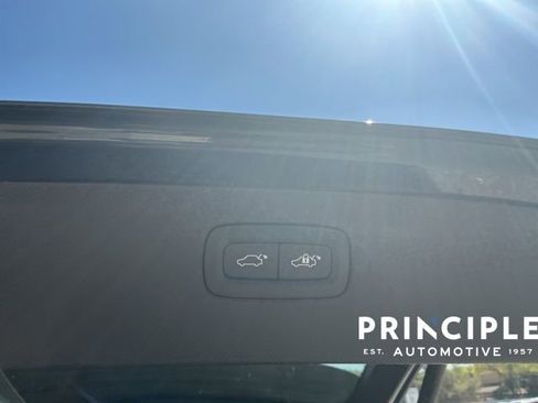 Certified 2025 Volvo XC90 B5 Plus image 13