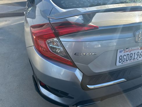 Used 2016 Honda Civic EX image 2