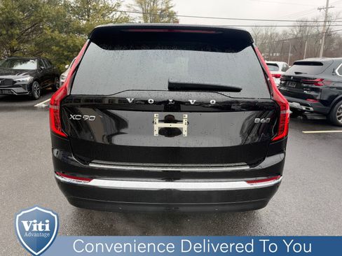 New 2026 Volvo XC90 B6 Plus w/ Protection Package Premier image 7