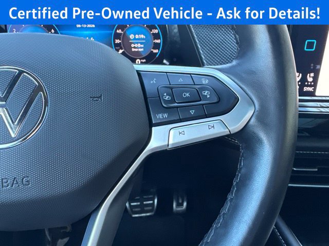 Certified 2025 Volkswagen Atlas Cross Sport SEL R-Line AWD/4WD image 18