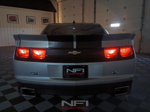Used 2010 Chevrolet Camaro SS w/ LPO, Ground Effects Package RWD image 55