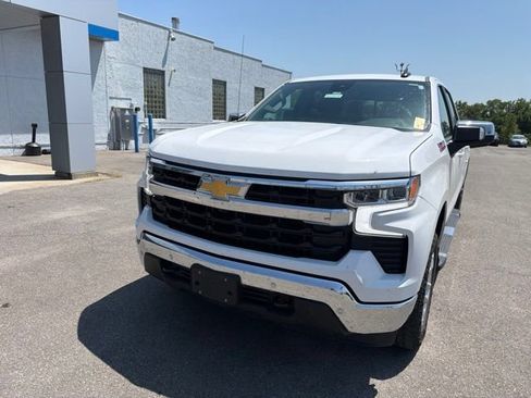 Used 2025 Chevrolet Silverado 1500 LT w/ Z71 Off-Road Package AWD/4WD image 5