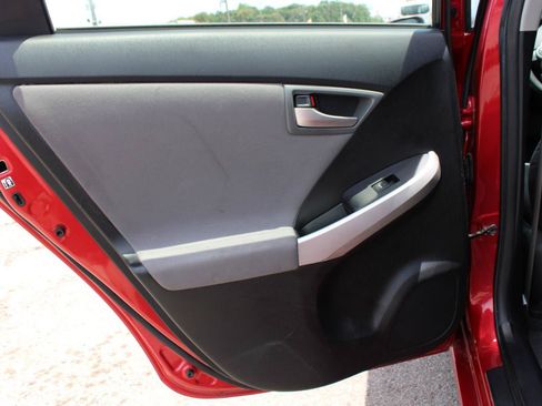 Used 2013 Toyota Prius Three FWD image 39