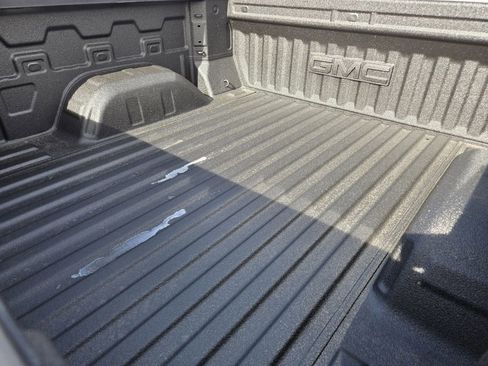 New 2026 GMC Sierra 1500 SLT w/ SLT Premium Plus Package image 20