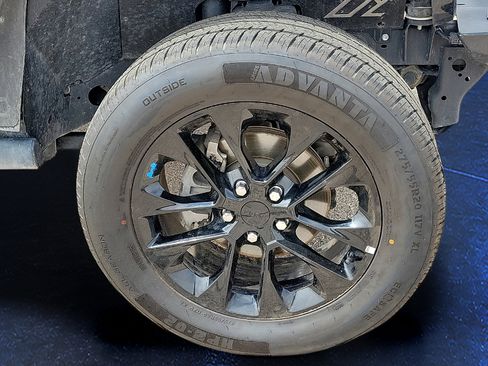 Used 2018 Jeep Wrangler Rubicon AWD/4WD image 7