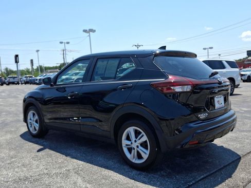 Used 2025 Nissan Kicks Play S FWD image 4