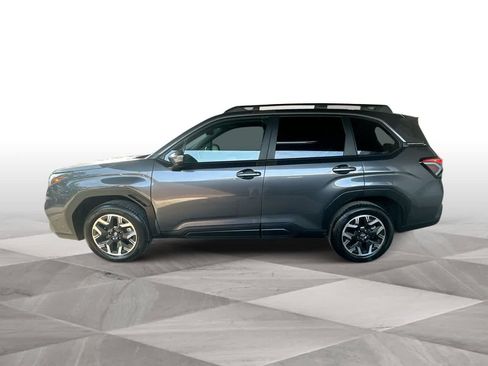 Used 2026 Subaru Forester Premium AWD/4WD image 5