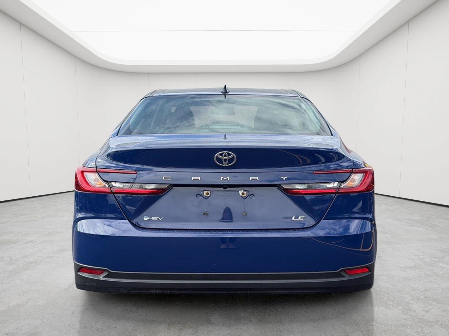 Used 2025 Toyota Camry LE FWD image 29