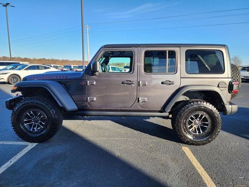 Used 2024 Jeep Wrangler Unlimited Rubicon w/ XTREMEE 35" Tire Package image 5