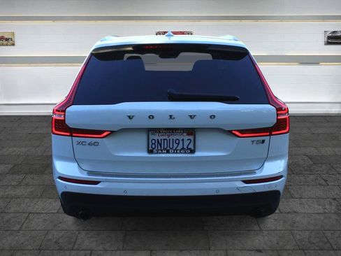 Used 2020 Volvo XC60 T5 Momentum AWD/4WD image 6