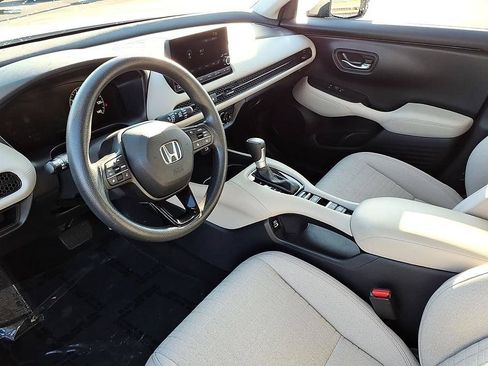 Used 2023 Honda HR-V LX image 13