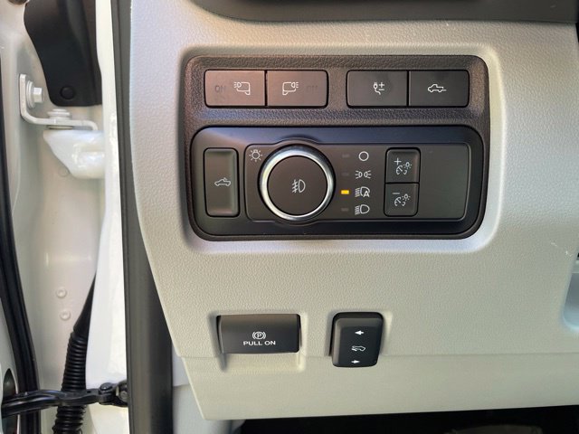 Used 2024 Ford F350 Limited w/ FX4 Off-Road Package AWD/4WD image 25