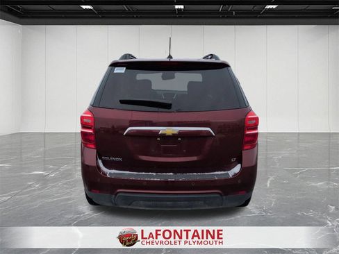 Certified 2017 Chevrolet Equinox LT w/ Convenience Package image 7
