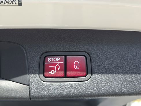 Certified 2023 Mercedes-Benz GLS 450 GLS 450 image 13