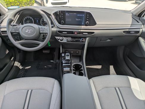 Used 2021 Hyundai Sonata SE FWD image 13