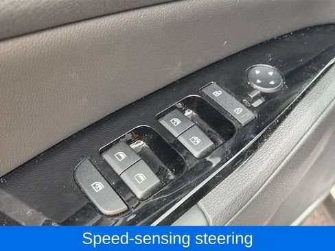 Used 2024 Kia Sportage EX AWD/4WD image 18